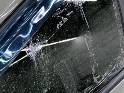 Замена и тонирование 35% переднего левого опускнуго стекла Kia Ceed