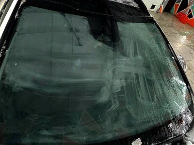 Замена стекла люка панорамы на Kia Sportage V NQ5