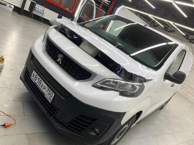 Защита кузова полиуретановой пленкой Peugeot Expert 2016-