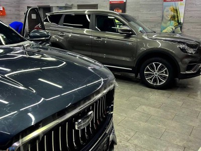 Защита зон риска лакокрасочного покрытия полиуретановой пленкой Geely Atlas pro